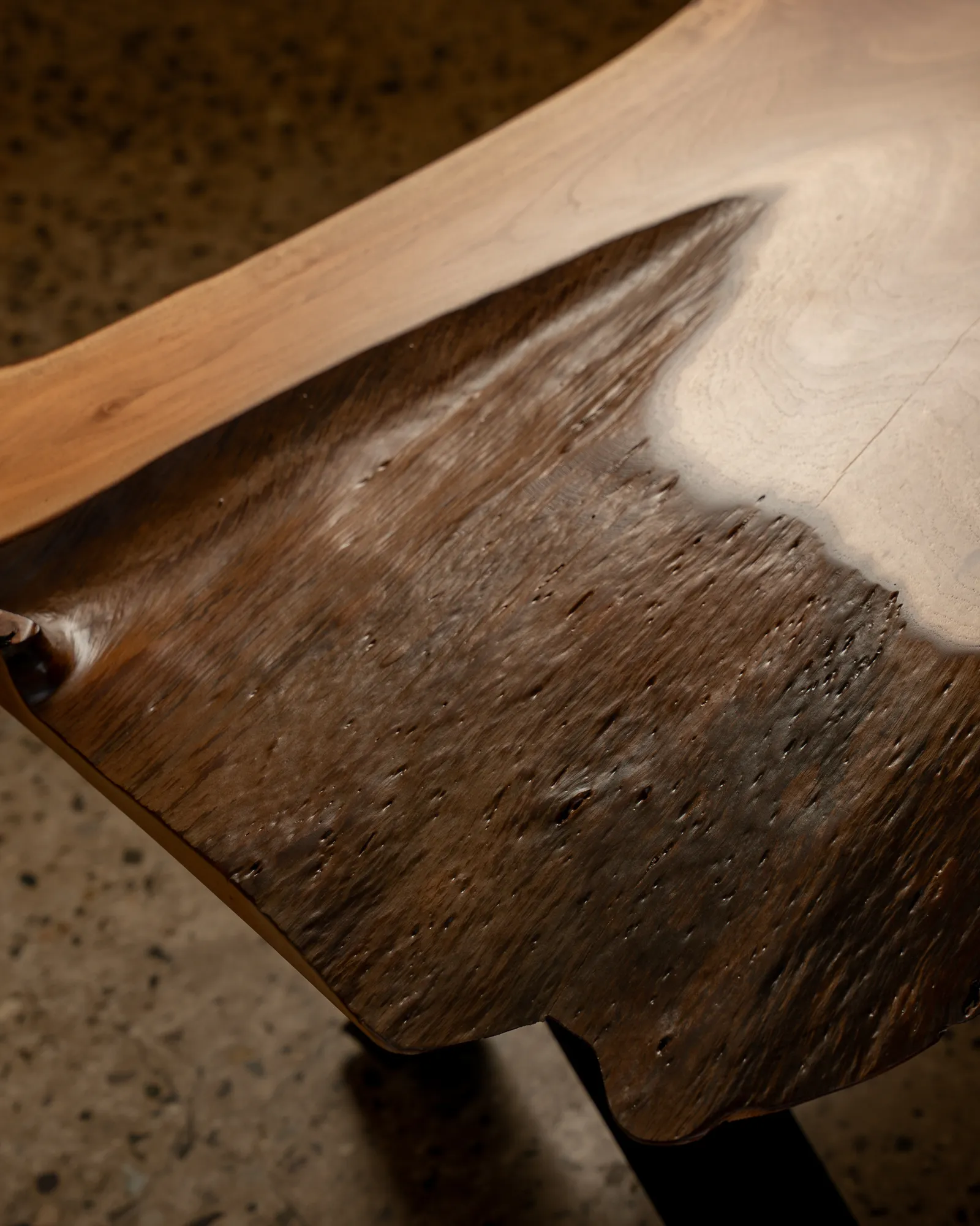 Agach Interiors · Masa və mebel