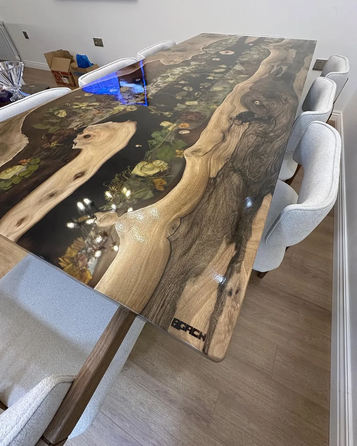 Agach Interiors · Masa və mebel